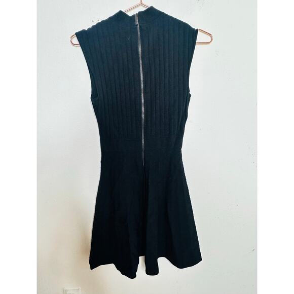 TED BAKER Black Ribbed Skater Style Mini V-Neck Banded Waist Skater Dress sz 2 - Picture 2 of 10